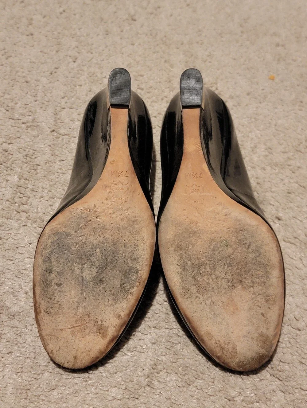 Tory Burch Astoria Black Patent Leather Wedge Heels Size 7.5